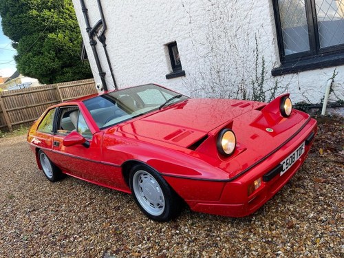 1985 lotus eclat excel