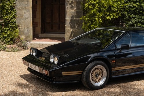 1984 Lotus Esprit Turbo
