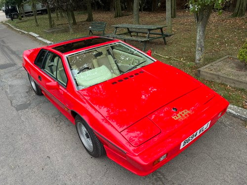 1985 Lotus Esprit - 2
