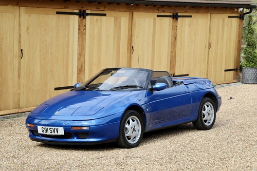 Lotus Elan SE Turbo, 1990.  Pacific Blue Metallic In vendita