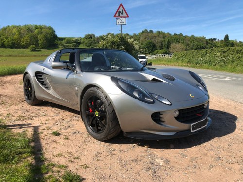 2004 Lotus Elise S2 111R