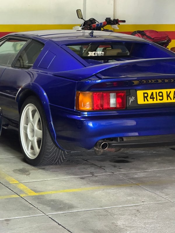 1998 Lotus Esprit - 2 1998 Lotus Esprit - 2