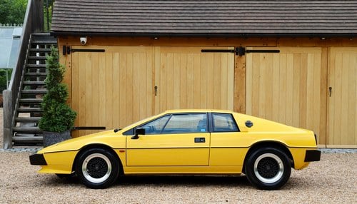 Lotus Esprit S3, 1982.. Lotus Yellow with black leather In vendita