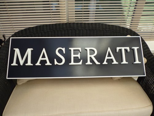 Maserati 3D Sign In vendita