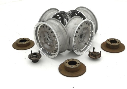 1965 MASERATI WHEELS, HUBS AND DISCS For Sale by Auction