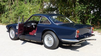 Fantastic Maserati Sebring Mk1, dark-blue, red leather