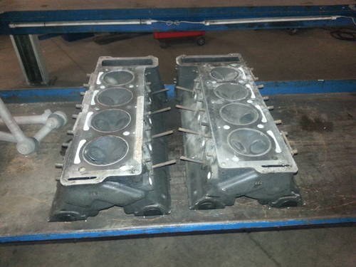 Cylinder heads left and right hand (pair) For Sale