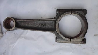 Connecting rods for Maserati 8 cylinders
