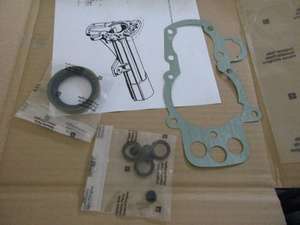 Gasket kit for gearbox Maserati Mistral and Mexico For Sale (picture 1 of 5)
