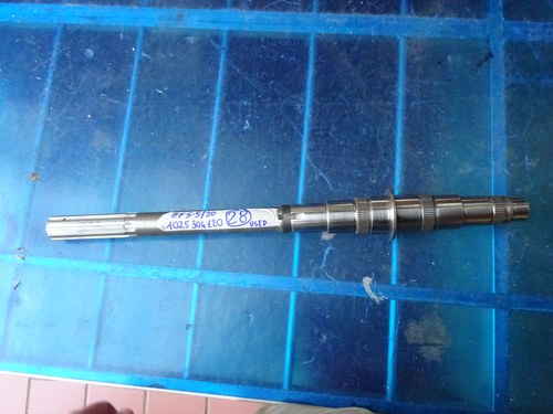 Main shaft for gearbox ZF S5-20 Maserati Mistral and Mexico For Sale