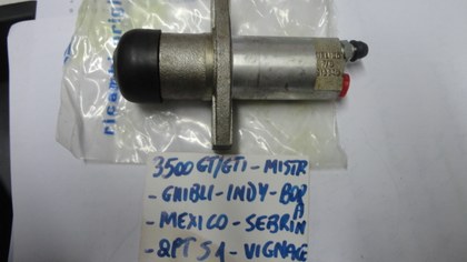 Clutch slave cylinder for Maserati Mistral and Quattroporte