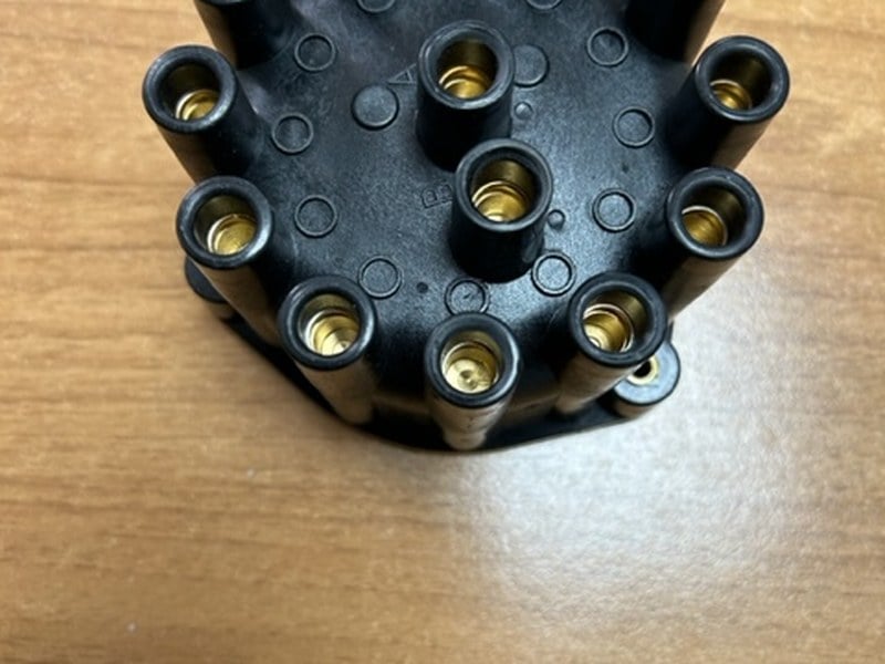 Distributor cap Maserati Mistral