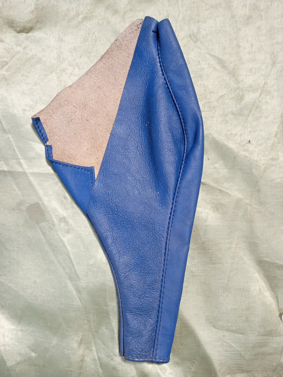 Handbrake gaiters for Maserati Indy Kaufen Bei | Car & Classic