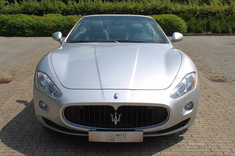 2010 Maserati Grancabrio - 2 2010 Maserati Grancabrio - 2