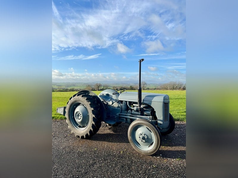 1954 MASSEY FERGUSON TEF 20 2.1 DIESEL * REGISTERED V5 *