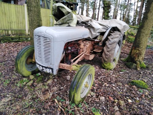 1958 Tractor needs some tlc For Sale