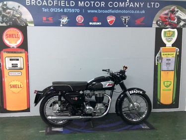 Picture of 1962 Matchless 350 finished in black and silver - For Sale