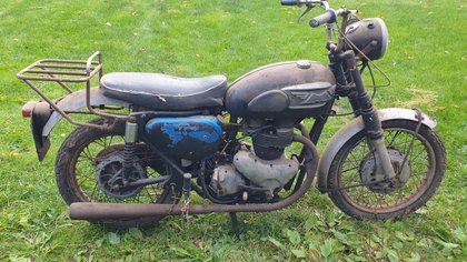 1962 Matchless G12 650cc and AJS 33CSR full frame + Spares