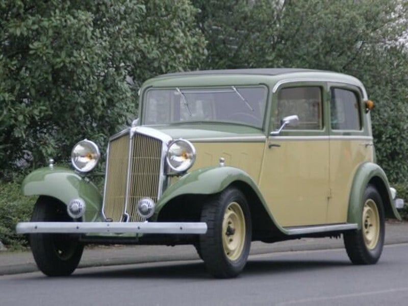 Mathis EMY4S Sedan, LHD