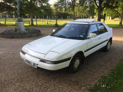 1991 Superb Mazda 323 se executive fastback 1 owner VERKAUFT
