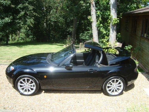 2008 Mazda MX5 2.0 Roadster Sport Electric Folding Roof Coupe. SOLD