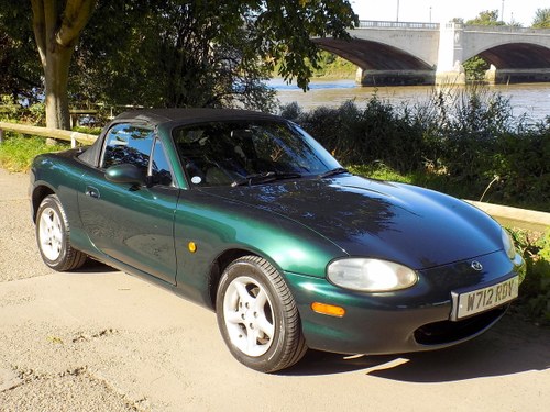 2000 MAZDA MX5 SPORTS CONVERTIBLE WITH HARD & SOFT TOPS SOLD