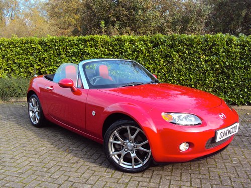 2005 An EXCEPTIONAL MX-5 LAUNCH EDITION **NOW SOLD** In vendita
