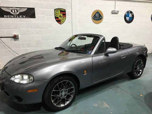 2004 Mazda MX-5 great classic convertible For Sale