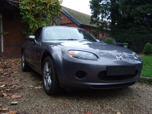 2006 Mazda MX 5 finished in galaxy grey. For Sale
