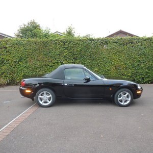1999 Mazda MX5 Black 15000 miles from new only 2 owners In vendita