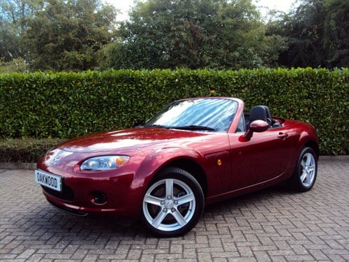 2007 An EXCEPTIONAL Low Mileage MX-5 FOLDING HARDTOP - IMMACULATE In vendita