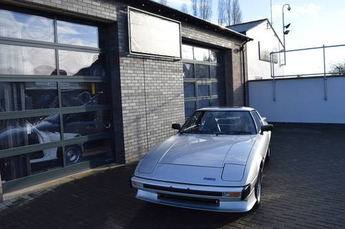 1979 Mazda RX-7 -Just restored with no-expense spared, lovely. VENDIDO