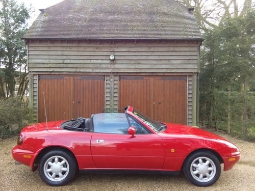 LHD.. Left Hand Drive.. Mazda MX5.. Very Low Miles.. Superb For Sale