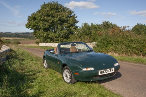 1990 Mazda Eunos MX5 1.6 V-Special in Lovely Condition For Sale