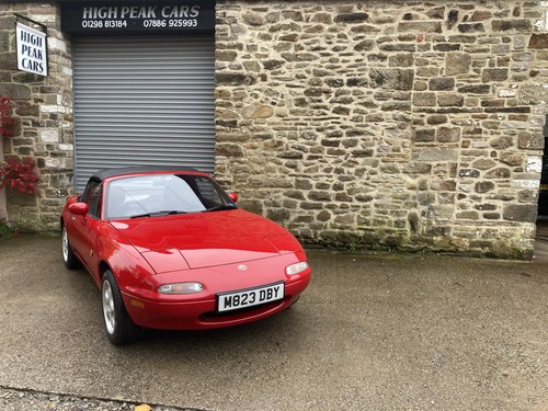 1995 M MAZDA MX5 1.6 CONVERTIBLE. UK CAR. TWO OWNERS. SUPERB For Sale
