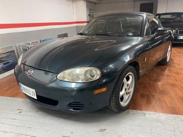 Picture of 2004 Mazda MX-5 Hard-Top For Sale