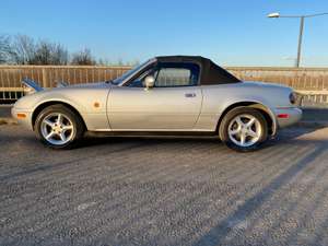 1991 Mazda mx5 mk1 1.6i eunos roadster For Sale (picture 2 of 12)