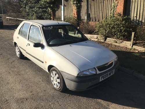 1997 Mazda 121 Gxi