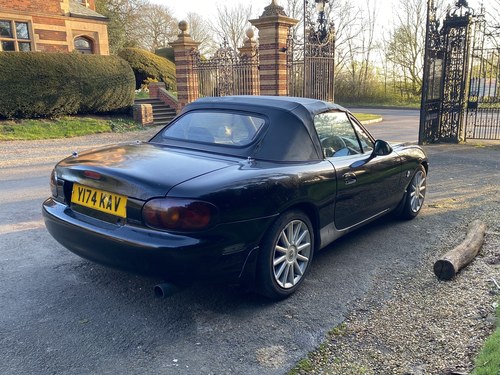 2001 Mazda Mx-5 Conran - Black