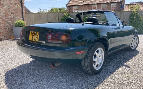 1991 Mazda MX5 Eunos Roadster (picture 1 of 24)