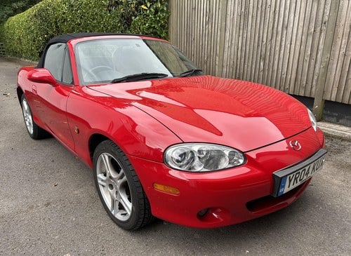 2004 Mazda MX-5 For Sale by Auction