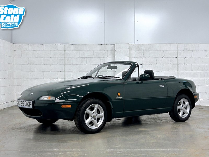 1996 Mazda MX-5 Monaco 1.6i with just 14,000 miles