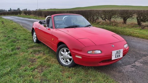 1991 Mazda Eunos MX5 1.6. Lovely car with Excellent Specification For Sale