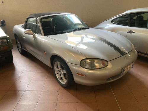 2001 Mazda MX-5