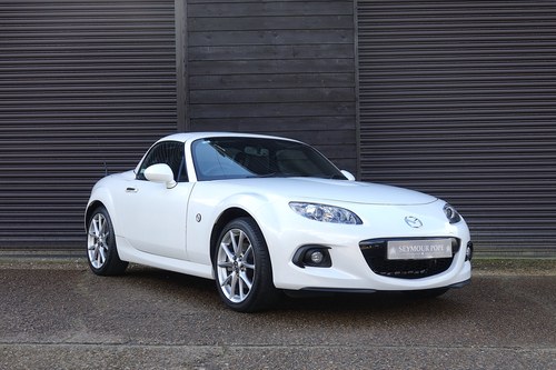 2015 Mazda MX-5 2.0 Sport Tech Roadster Manual (26,000 miles) VENDIDO