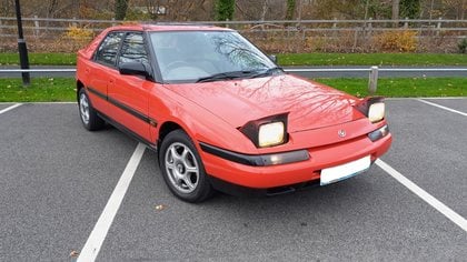 1992 Mazda 323