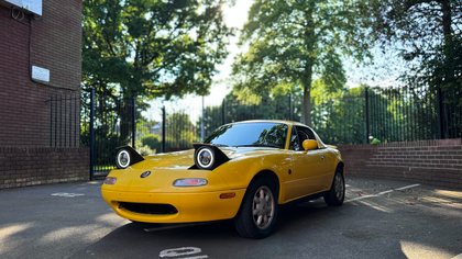 1991 Mazda Eunos Roadster J-Limited. 1/800,Yellow