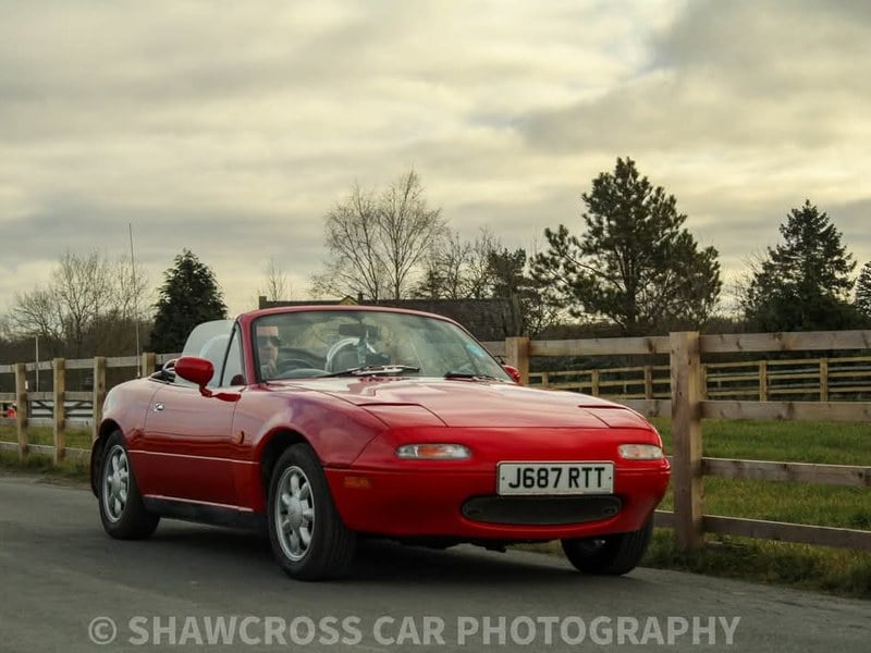 Rapid Classics: Eine Suche. Alle Oldtimer. 31 » Rapid Classics: Eine Suche. Alle Oldtimer. 1992 Mazda MX-5 NA