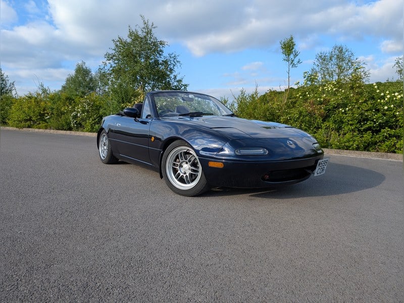 Rapid Classics: Eine Suche. Alle Oldtimer. 28 » Rapid Classics: Eine Suche. Alle Oldtimer. 1994 Mazda MX-5 NA