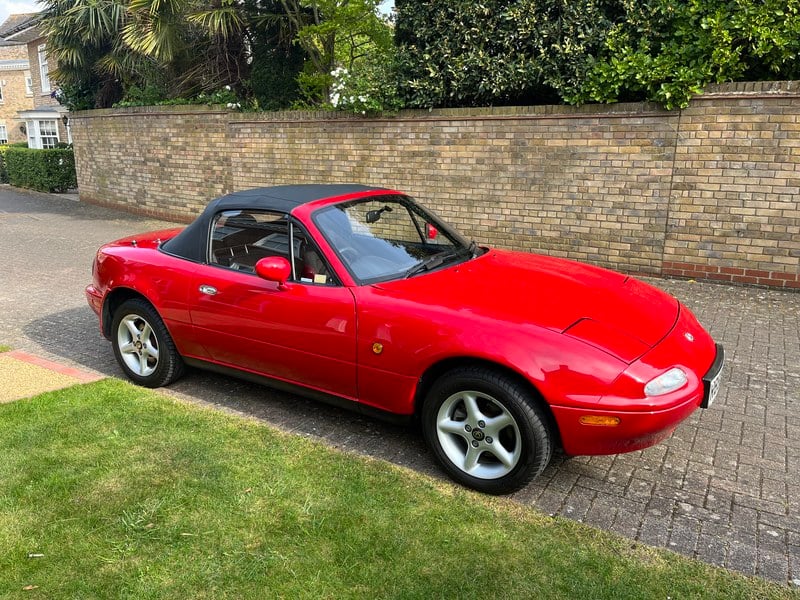 Rapid Classics: Eine Suche. Alle Oldtimer. 15 » Rapid Classics: Eine Suche. Alle Oldtimer. 1997 Mazda MX-5 NA